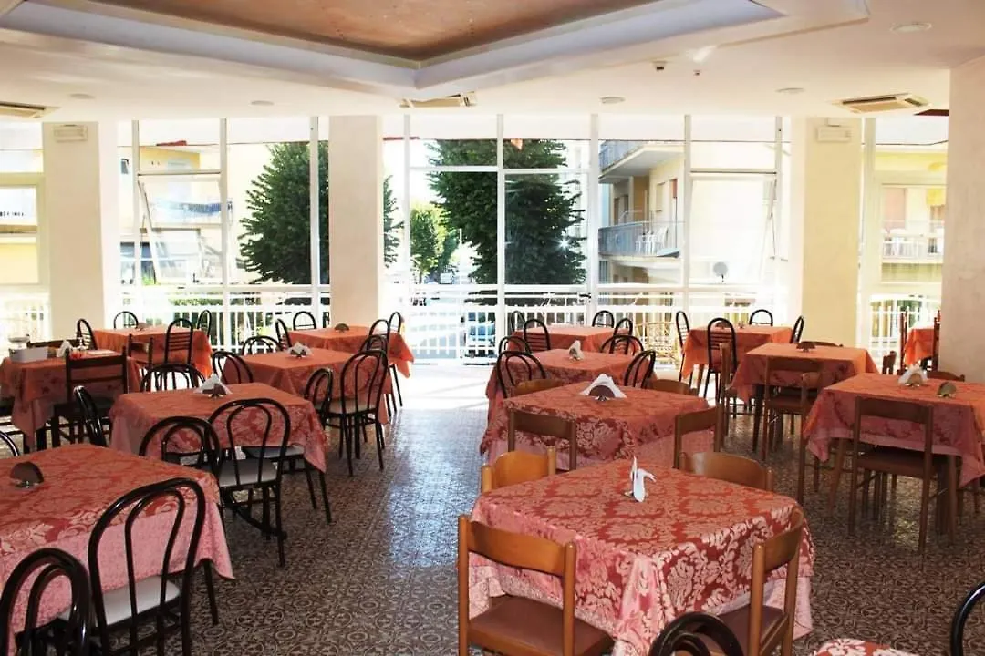 Hotel Fellini Rimini 3*,  Italia