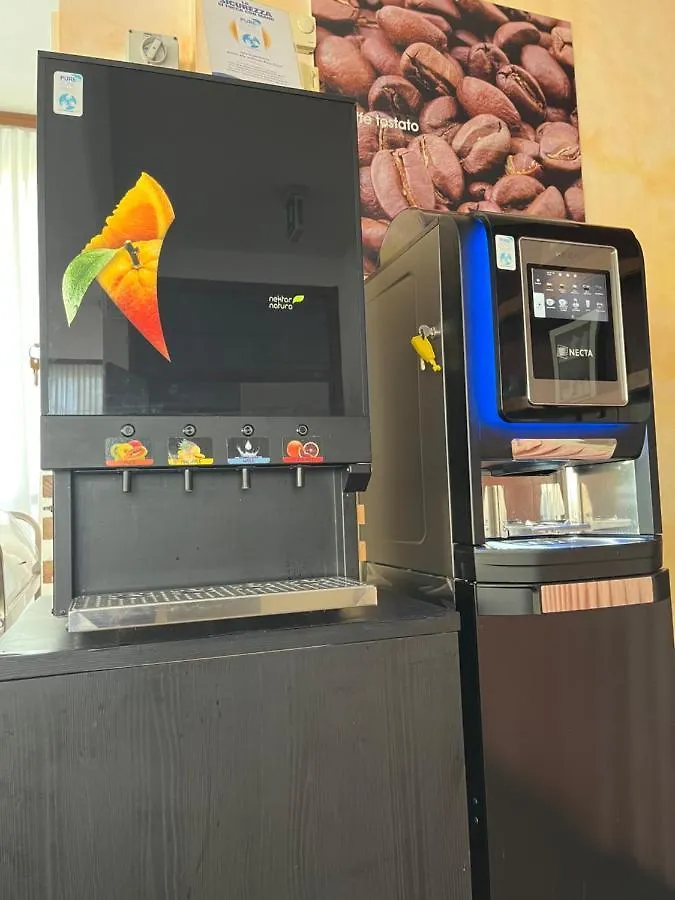 Hotel Fellini Rimini Italia
