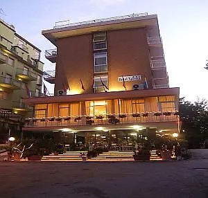 ***  Hotel Fellini Rimini Italia